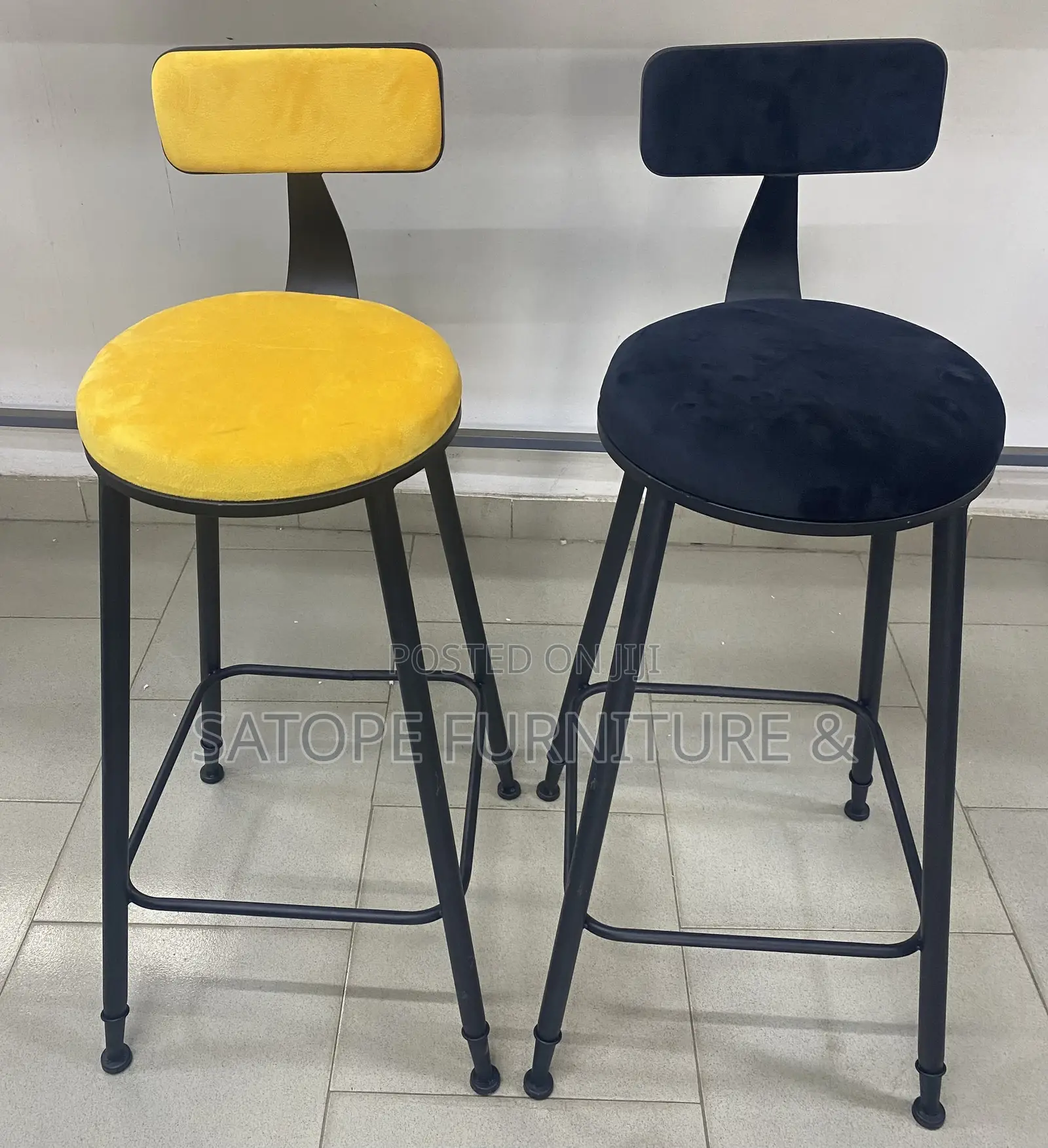 Restaurant and Kitchen Bar Stool Table.