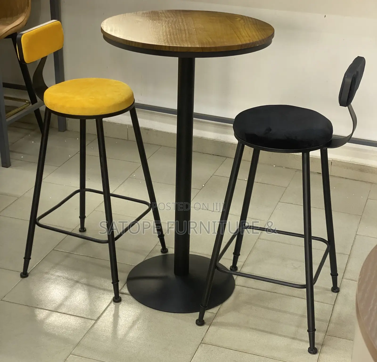 Restaurant and Kitchen Bar Stool Table.