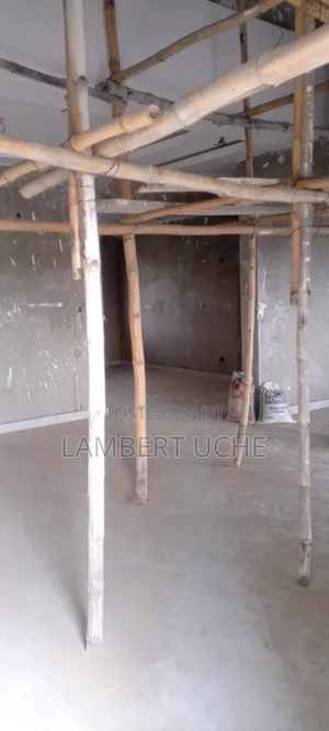 3bdrm Block of Flats in Riverpark, Lugbe District for sale