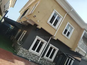 5bdrm Duplex in Ikota Villa for sale