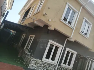 5bdrm Duplex in Ikota Villa for sale