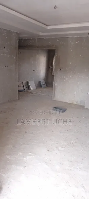 3bdrm Block of Flats in Riverpark, Lugbe District for sale