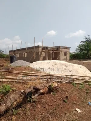 Banky Parapet