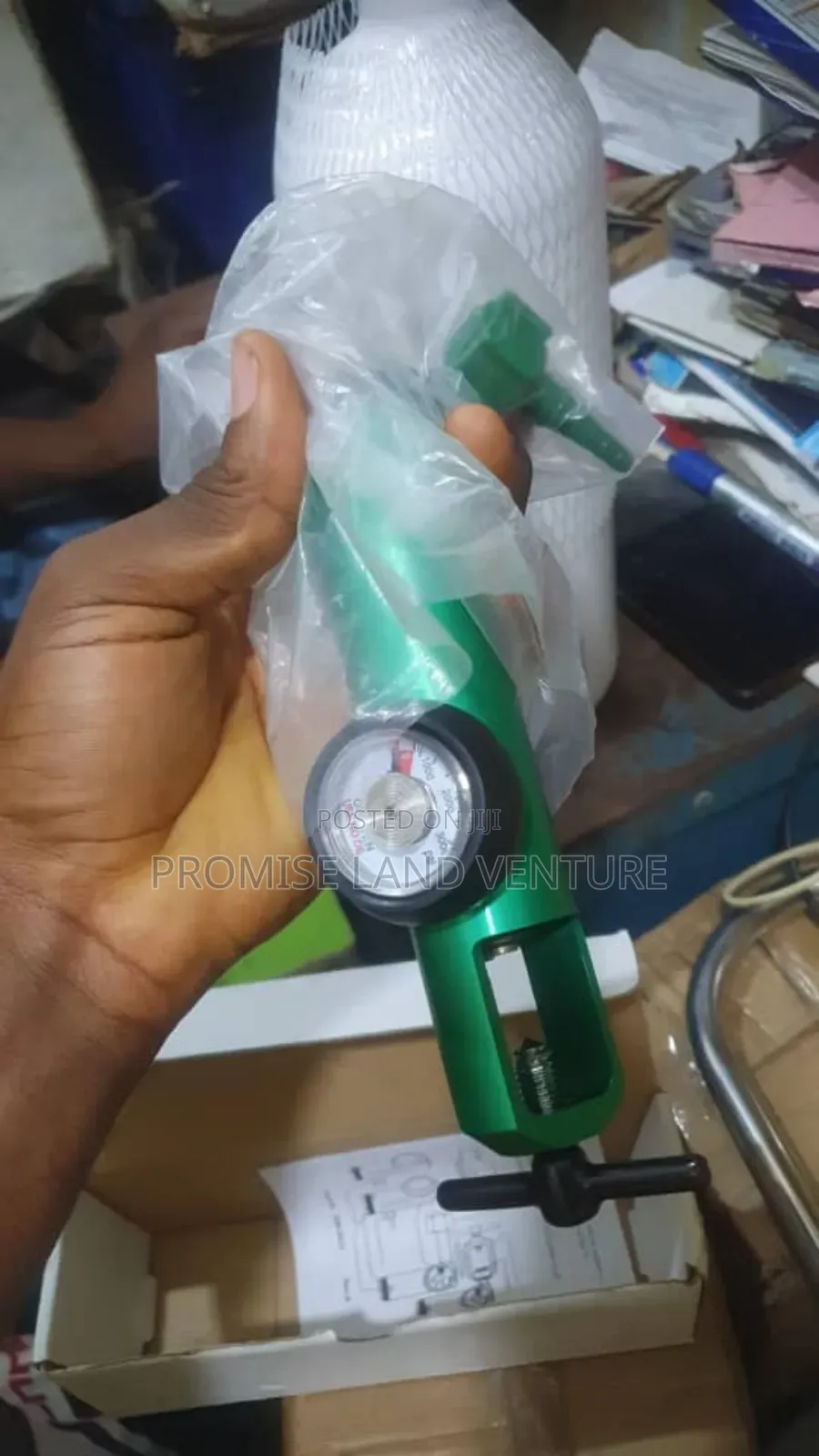 Oxygen Cylinder 2liters  With Regulator
