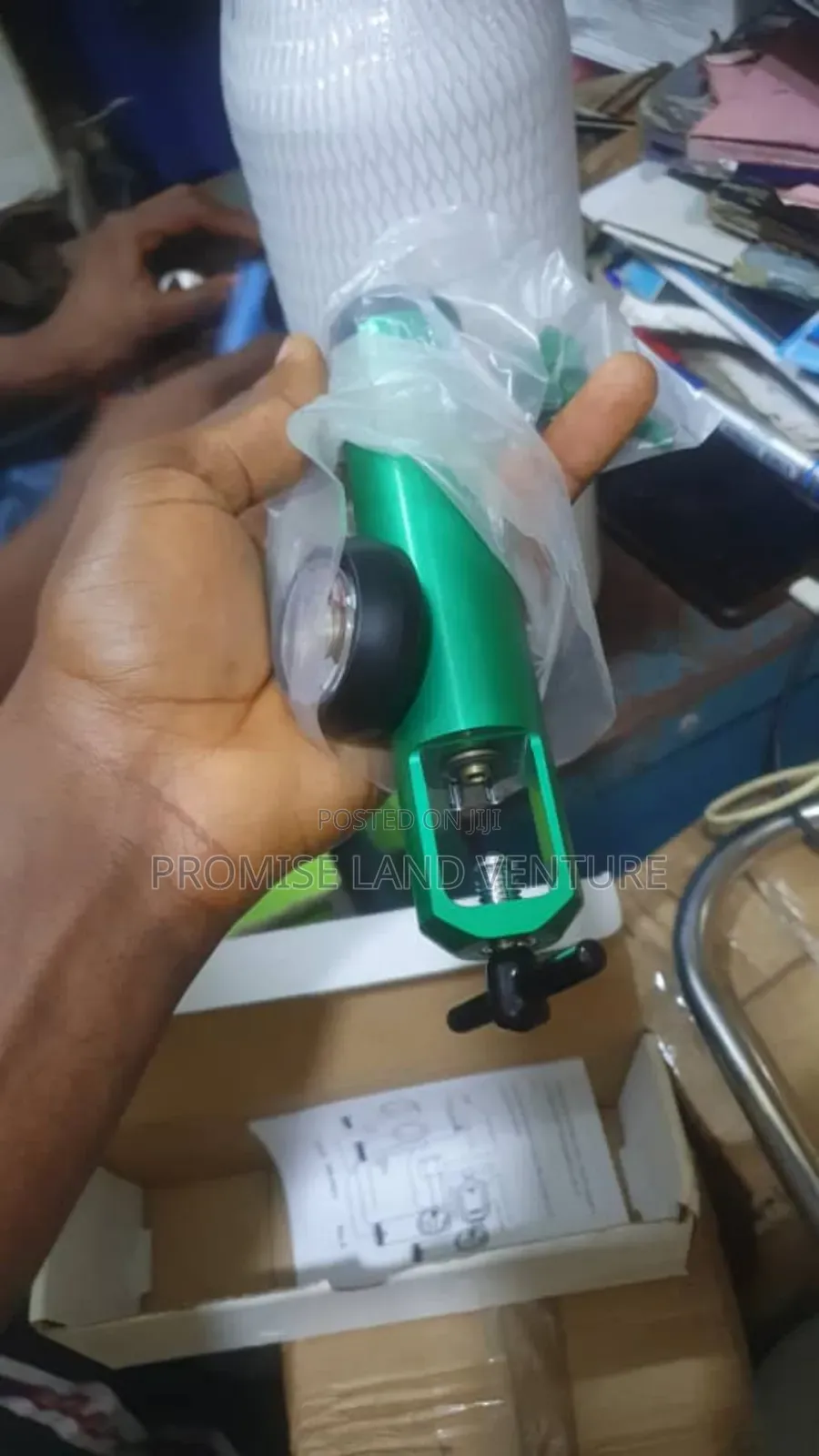 Oxygen Cylinder 2liters  With Regulator
