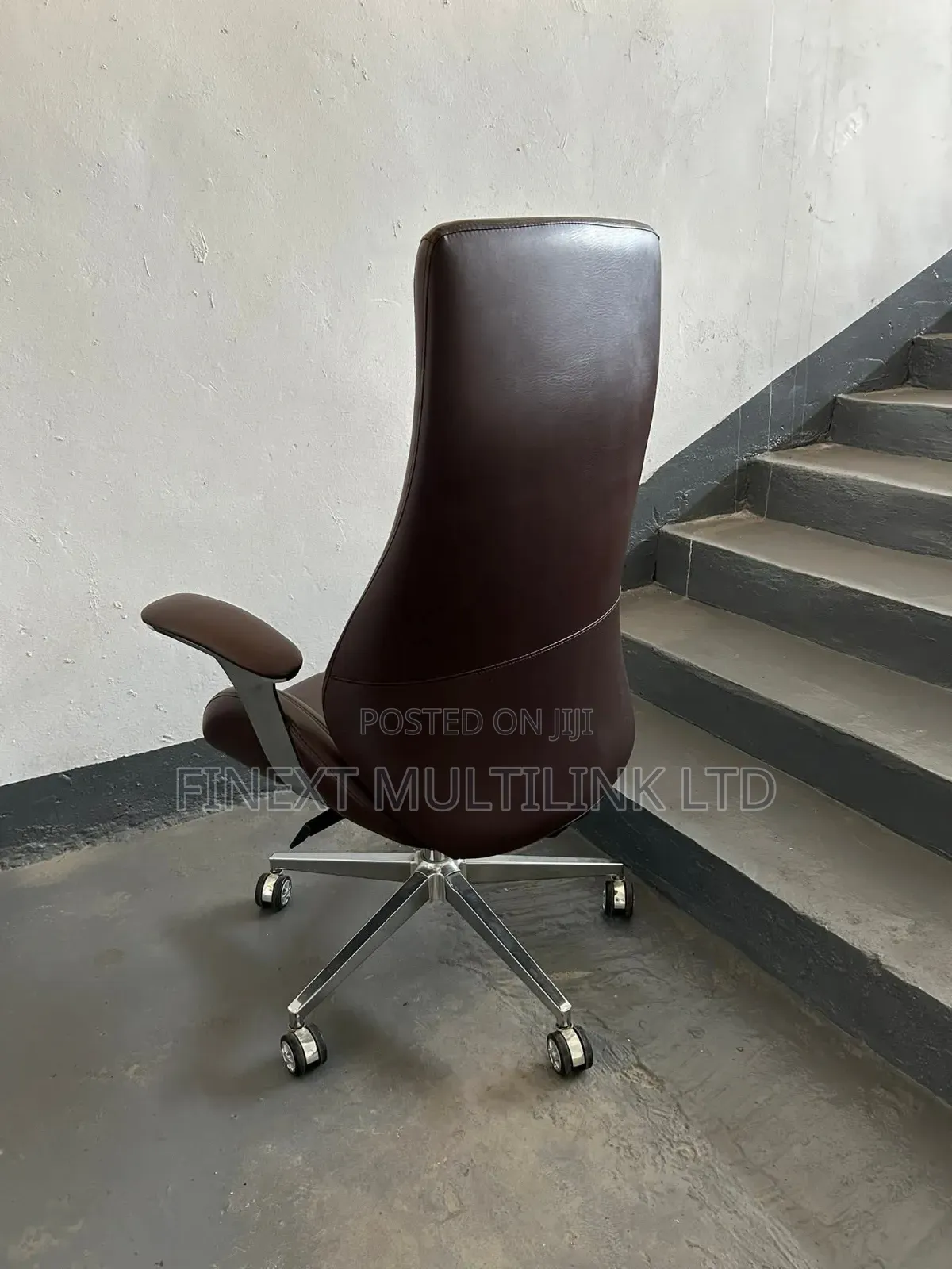 Executive Office Swivel Chairs