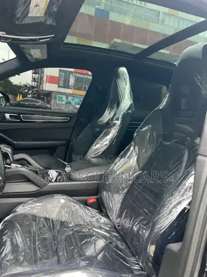 Porsche Cayenne GTS 2021 Black