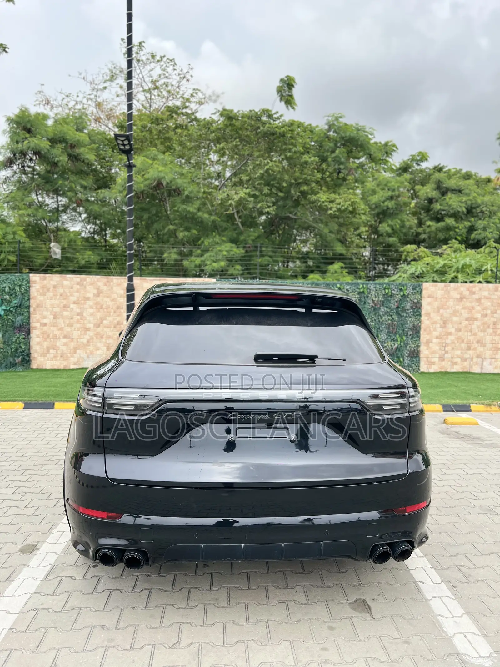 Porsche Cayenne GTS 2021 Black