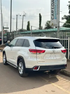 Toyota Highlander Limited 4x2 V6 (3.5L 6cyl 8A) 2018 White