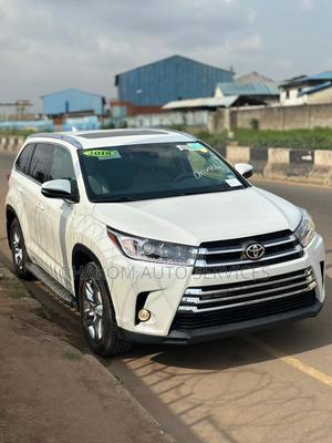 Toyota Highlander Limited 4x2 V6 (3.5L 6cyl 8A) 2018 White