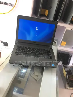 Laptop Dell Latitude 3350 8GB Intel Core I3 SSHD (Hybrid) 500GB