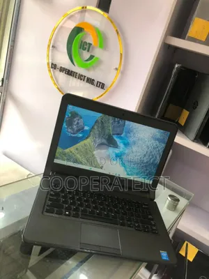 Laptop Dell Latitude 3350 8GB Intel Core I3 SSHD (Hybrid) 500GB