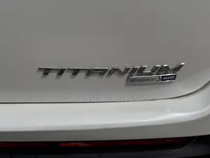 Ford Edge Titanium 4dr SUV AWD (2.0L 4cyl Turbo 6A) 2015 White