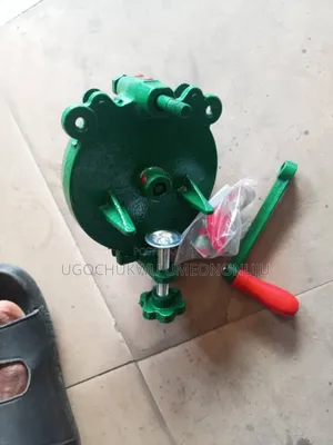 Hand Grinding Machine