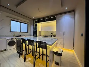 2 Bedroom Penthouse Shortlet