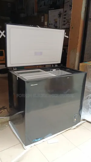 Hisense Upgraded Freezer+ Glass