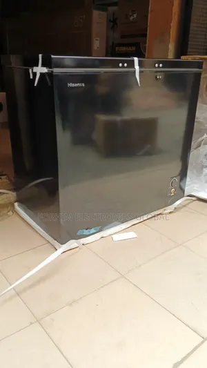 Hisense Upgraded Freezer+ Glass