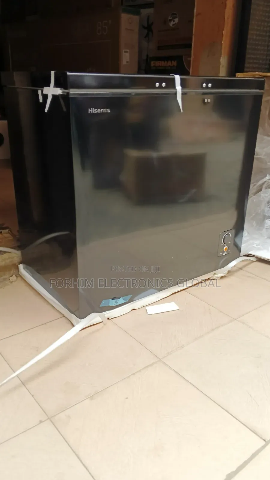 Hisense Upgraded Freezer+ Glass