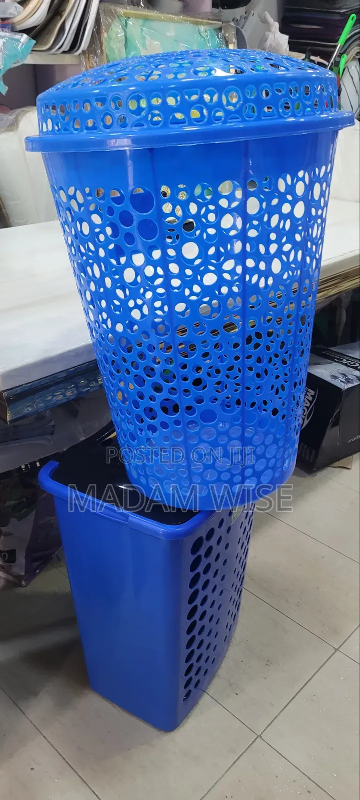 Waste Bin . ( Quality)