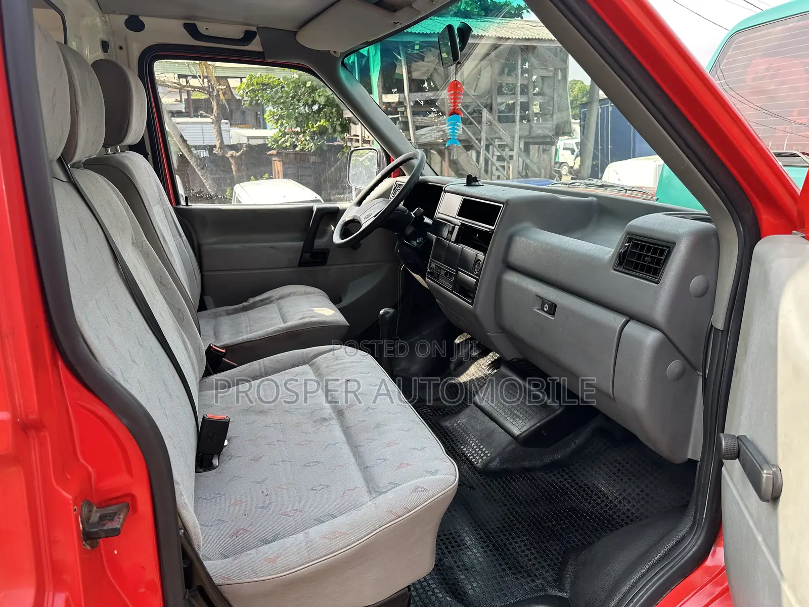 Volkswagen Transporter 2005 Red