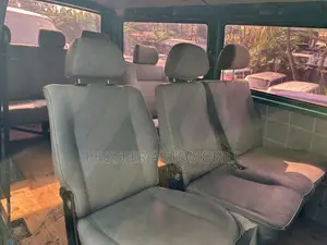 Volkswagen Transporter 2005 Green