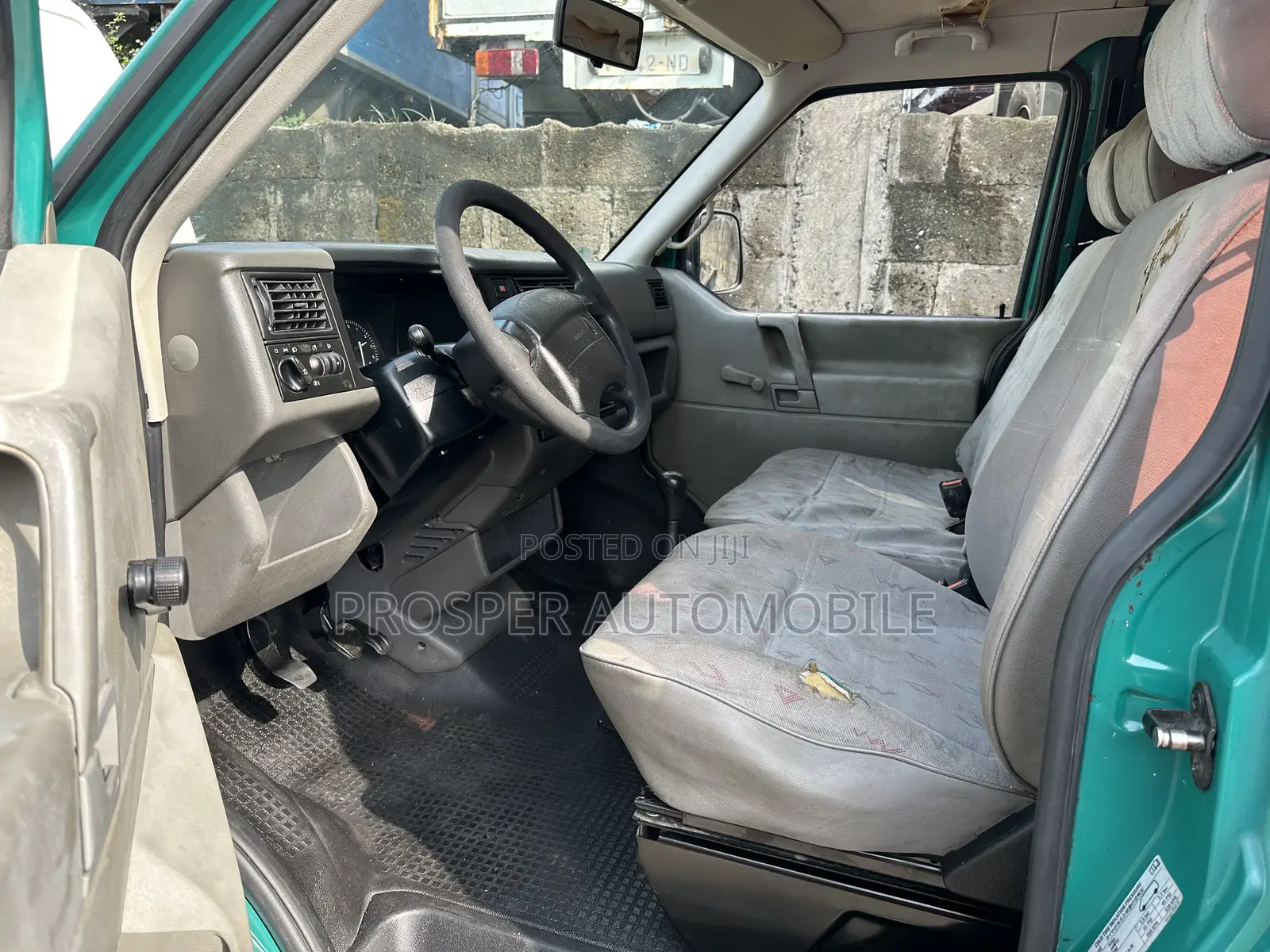 Volkswagen Transporter 2005 Green
