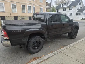 Toyota Tacoma Double Cab V6 Automatic 2010 Black