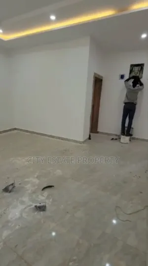 4bdrm Duplex in Life Camp for rent