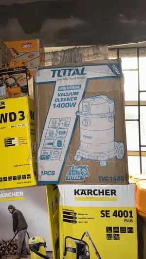 Total Vacuum Cleaner 1400w 30ltrs Capacity