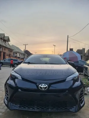 Toyota Corolla LE (1.8L 4cyl 2A) 2019 Black