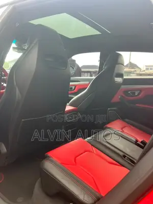Lamborghini Urus Base 4dr AWD 2020 Red