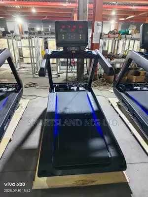 7hp American Cardio Commercial Treadmill