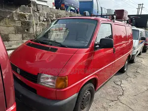 Volkswagen Transporter 2004 Red