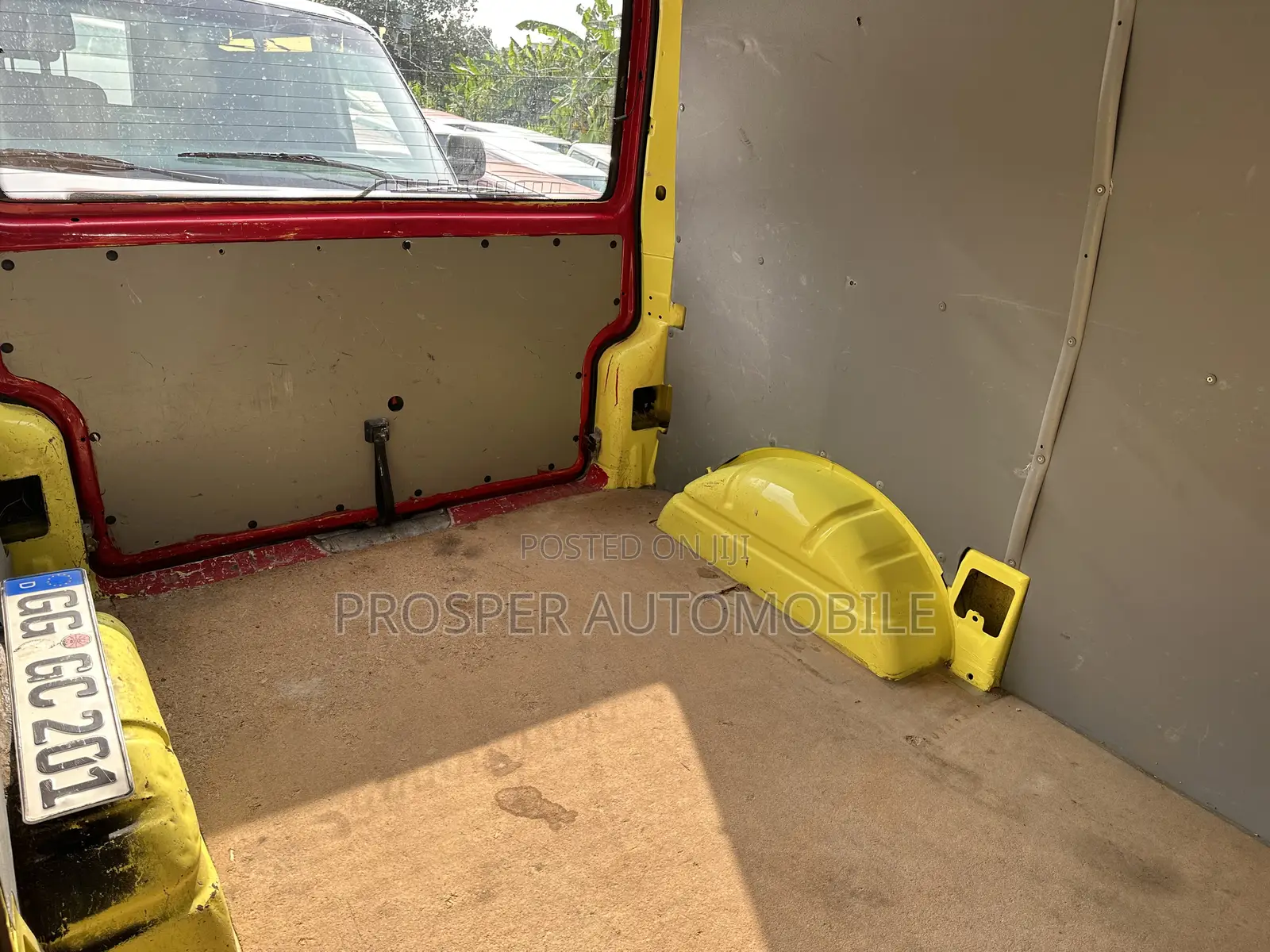 Volkswagen Transporter 2004 Red
