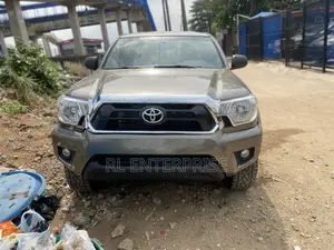 Toyota Tacoma Regular Cab Automatic 2012 Brown