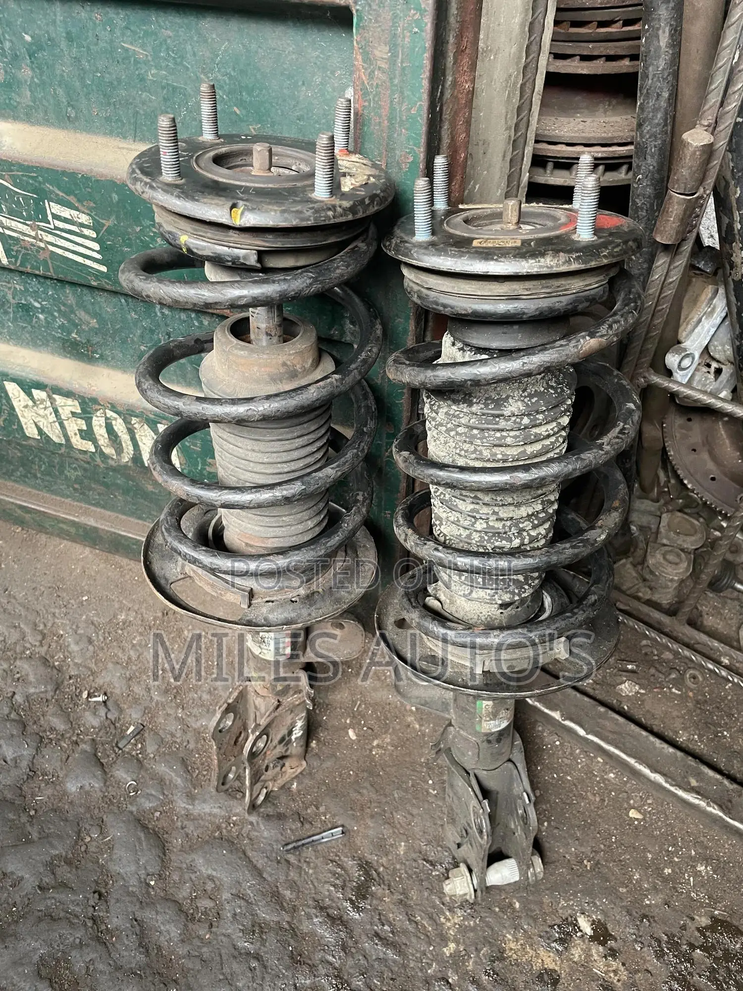 Front Shock for Ford Explorer 2013-2017