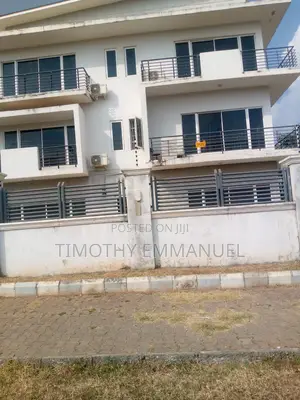 3bdrm Block of Flats in Katampe Extension for rent