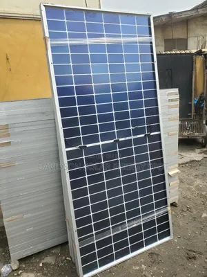 700watt Jinko Solar Panel Halfcut