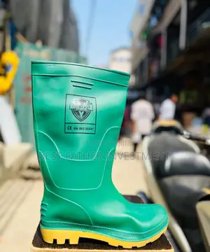 Durable Green Rainboot Available In Sizes