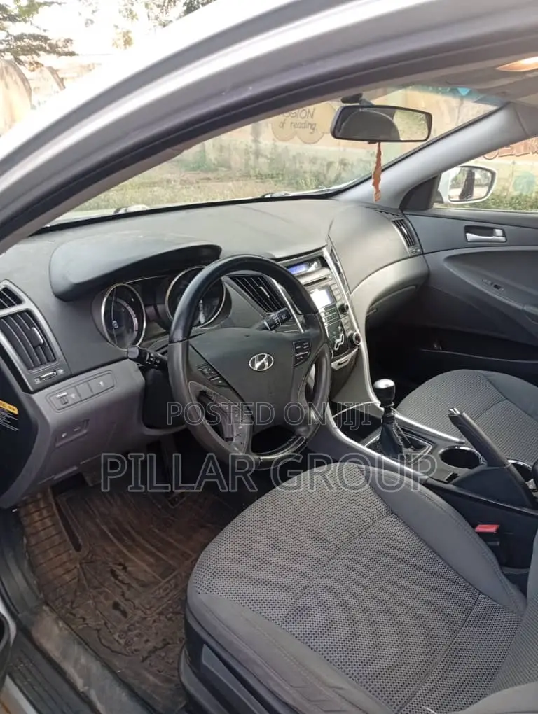 Hyundai Sonata 2013 Silver