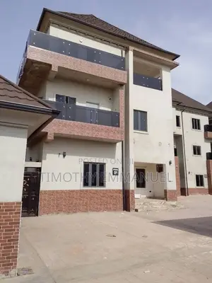 4bdrm Duplex in Kaura District for rent