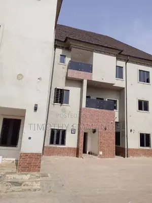 4bdrm Duplex in Kaura District for rent