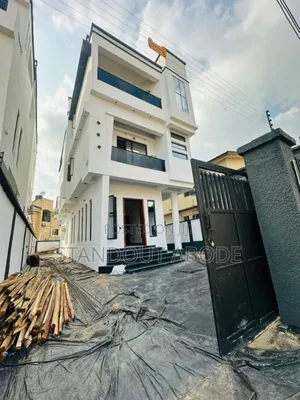 7bdrm Duplex in In A Gated Estate, GRA Phase 2 Shangisha for sale
