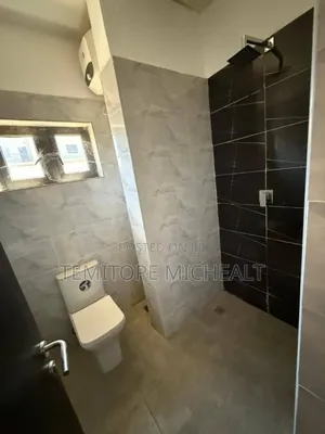 Studio Apartment in Main Mabushi for rent