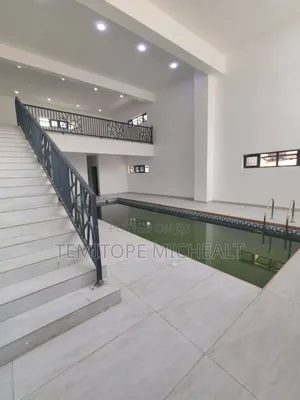 Studio Apartment in Main Mabushi for rent