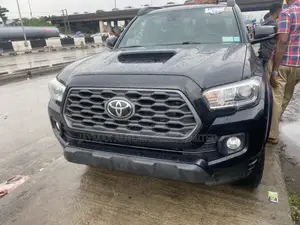 Toyota Tacoma 2021 Black
