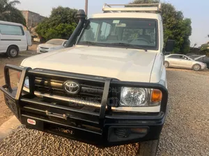 Toyota Land Cruiser 79 Series 2023 White
