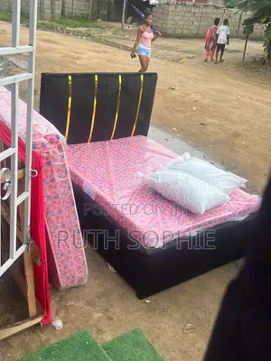 6x4 Bedframe and 8inches Mattress