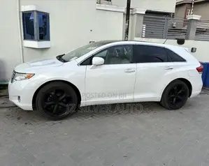 Toyota Venza V6 AWD 2010 White