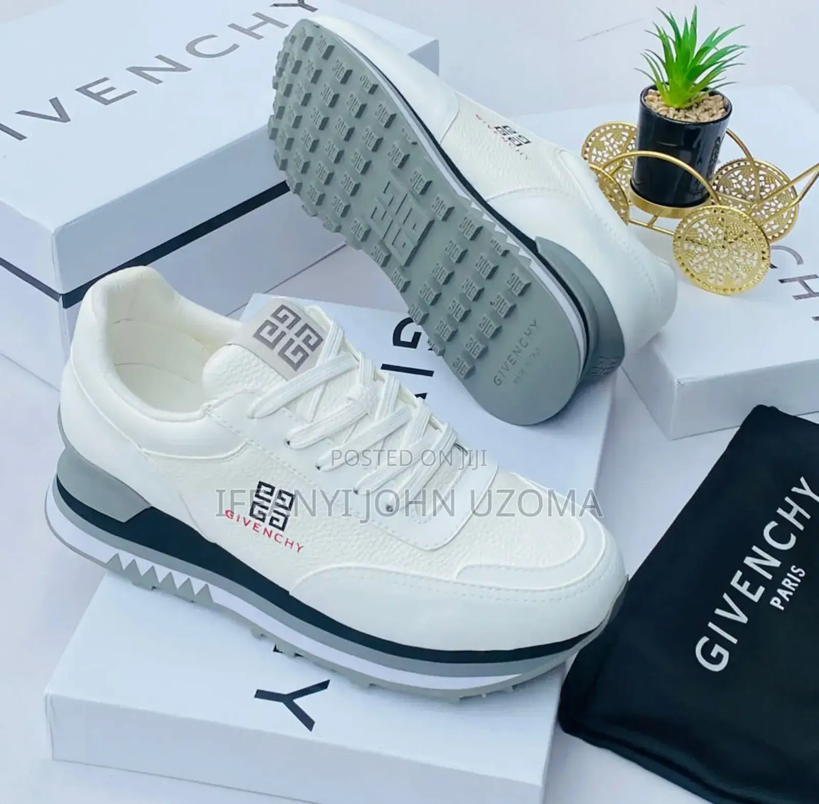 Classic Givenchy Luxury White Sneakers Shoe